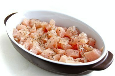 Нежная запеканка из куриного филе - cытно, вкусно и просто. .Ингредиенты: - 400 гр куриного филе - 2 ... - 2