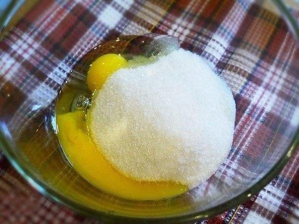 Простой рецепт манника на кефире.Манник — это выпечка, основным компонентом которого является манная ... - 3