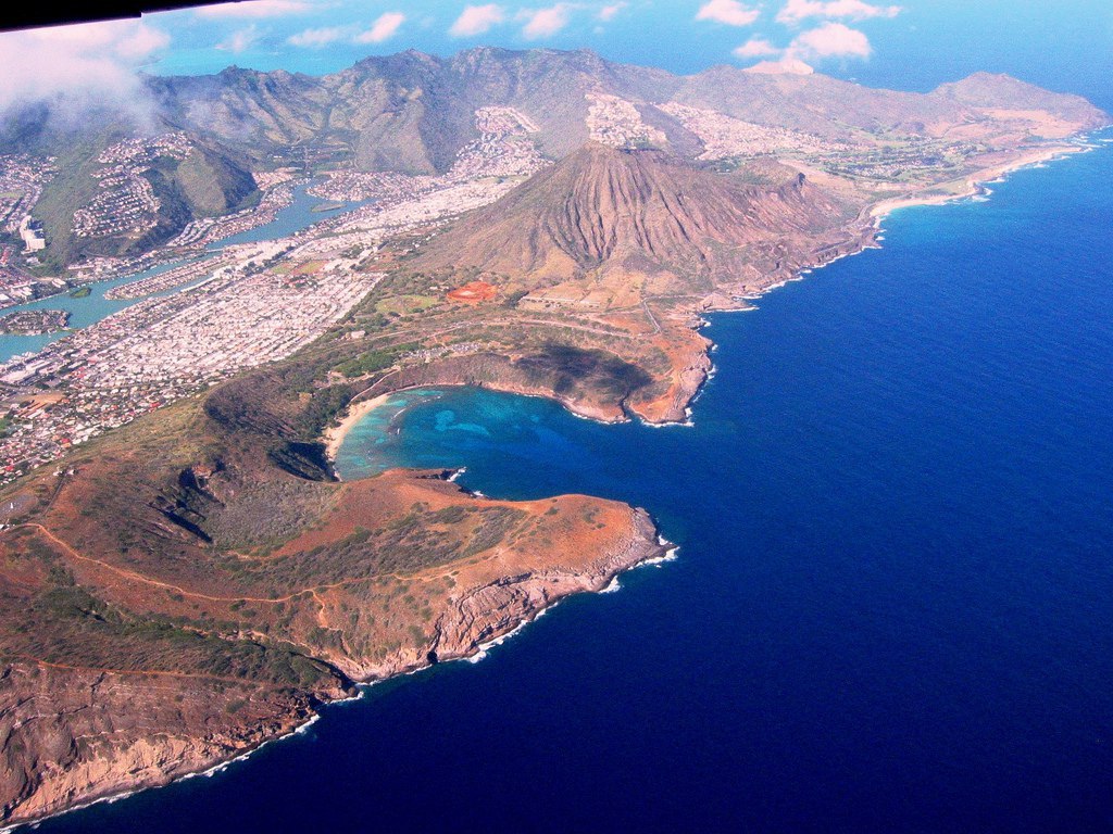   -     .  (Hanauma Bay)   