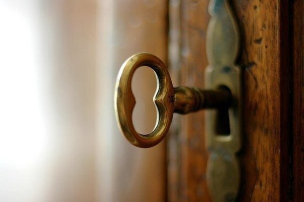 Никогда не теряй терпения — это последний ключ, открывающий все двери. .Антуан де Сент-Экзюпери