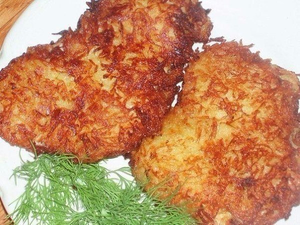 Куриная отбивная в картофельной панировке .Ингредиенты: -2 филе курицы -2 средних картофелины -1 ...