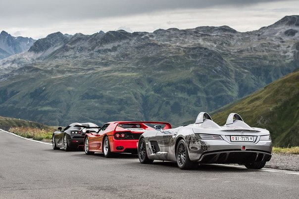 Mercedes-Benz SLR McLaren Stirling Moss