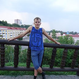 Вениамин, 23, Новомосковск