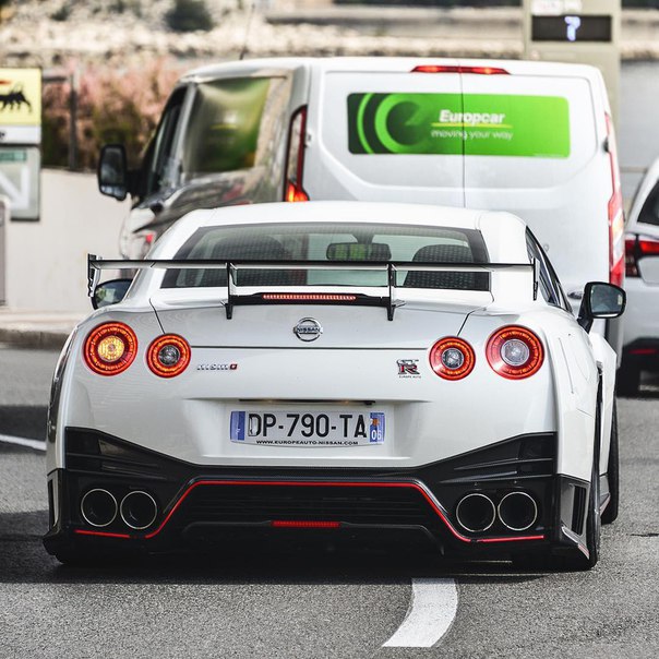 Nissan GTR Nismo