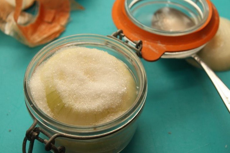 Лук с сахаром от кашля. Кашель очень часто сопровождает самые разные простудные заболевания. Поэтому ...