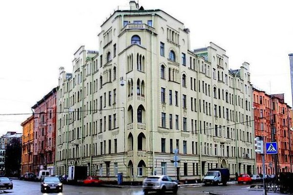 Доходный дом Эрлиха. Летом 1912 года архитектор А. М. Эрлих начинает строительство собственного дома ...