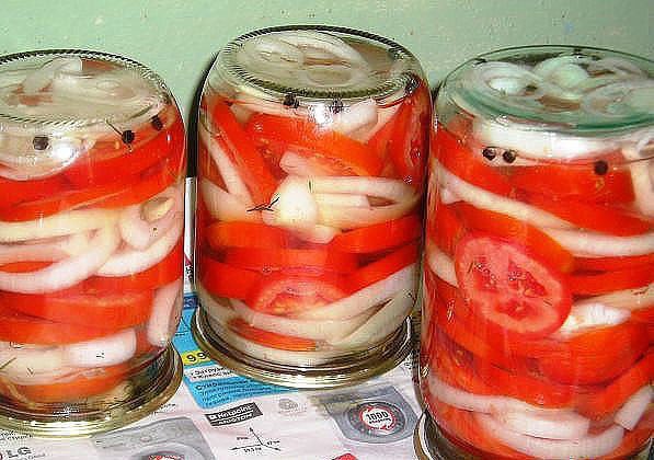 Закуска из помидоров с луком к шашлыку! Вот это закуска! Густая часть закуски идеально гарнирует ...