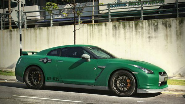 Nissan GT-R