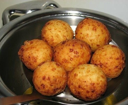Очень вкусные творожные пончики.Ингредиенты:500 г домашнего творога3 сырых куриных яйца300-400 г ... - 3