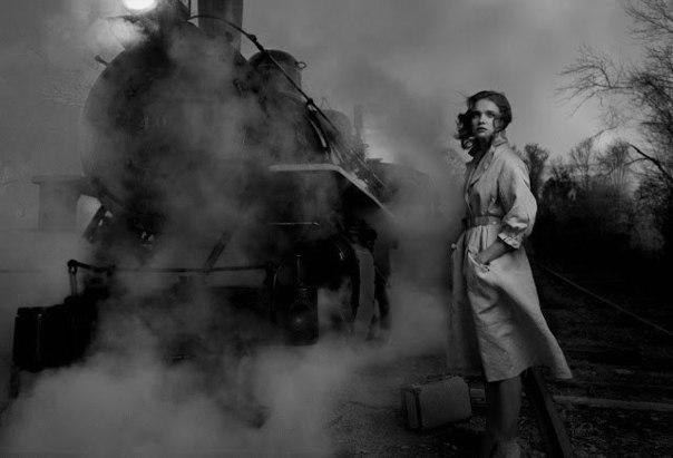 Александр Кочетков.БАЛЛАДА О ПРОКУРЕННОМ ВАГОНЕ- Как больно, милая, как странно, Сроднясь в земле, ...