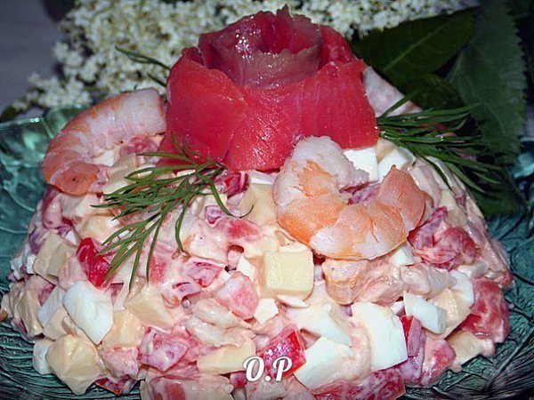 ПОДБОРКА ВКУСНЕЙШИХ САЛАТОВ: ТОП-10 РЕЦЕПТОВ.Только самые вкусные идеи :)1. Салат с грибами и ... - 5