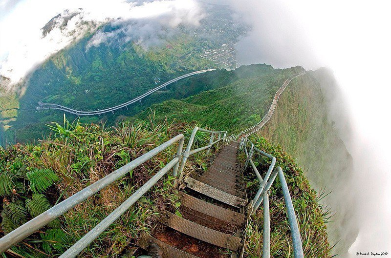        , .  (Haiku Stairs)    ... - 2