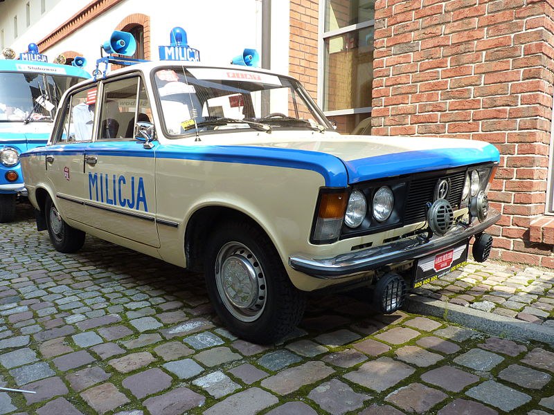 lada-1200 hungary police