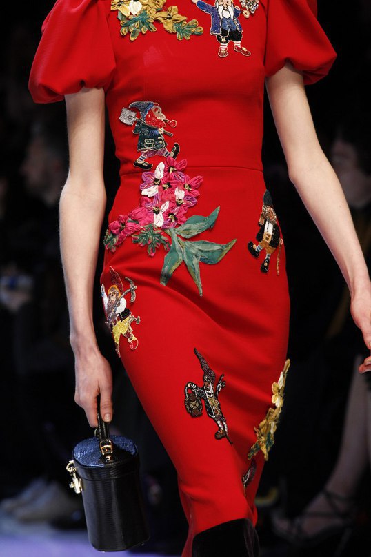 Dolce & Gabbana. - 7