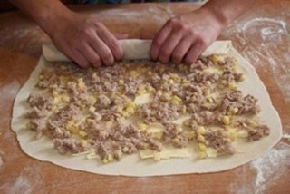 ХАНУМ.ИНГРЕДИЕНТЫ:Для теста:- 1 яйцо- 50 - 100 мл воды- 1-2 столовые ложки масла растительного- муки ... - 2