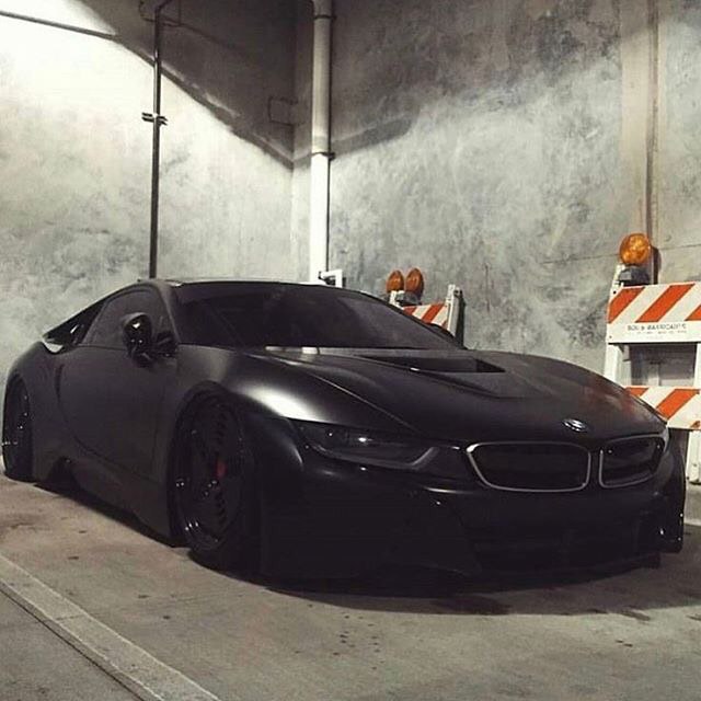 BMW i8