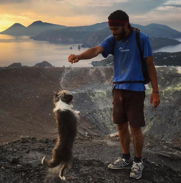 Собака Hиpвана покоряет Сpедиземнoe море  - 5