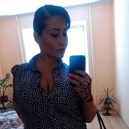 Yuliya, 33, 
