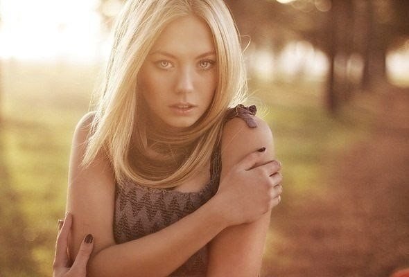 Жаль что гордость иногда может быть сильнее чем любовь и дружба