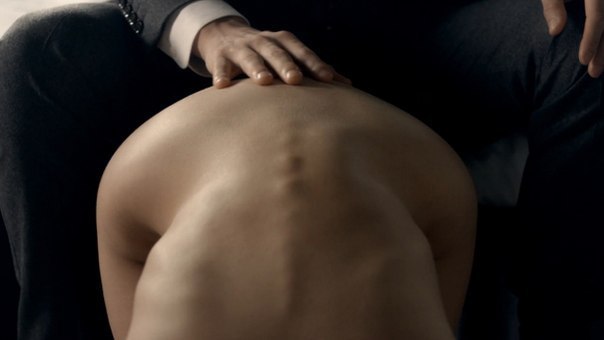 На грани порно: 30 популярных, но слишком откровенных фильмов (18+).Забери на стену, чтобы не ...