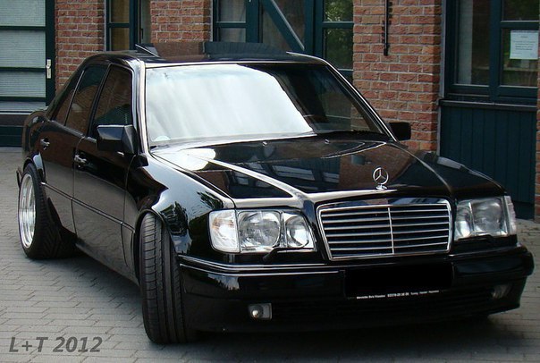 Mercedes-Benz E500 W124