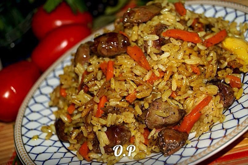Плов с куриными сердечками.Для приготовления плова с куриными сердечками понадобится: рис - 1 ...