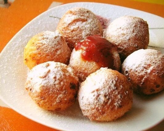 Очень вкусные творожные пончики.Ингредиенты:500 г домашнего творога3 сырых куриных яйца300-400 г ... - 2
