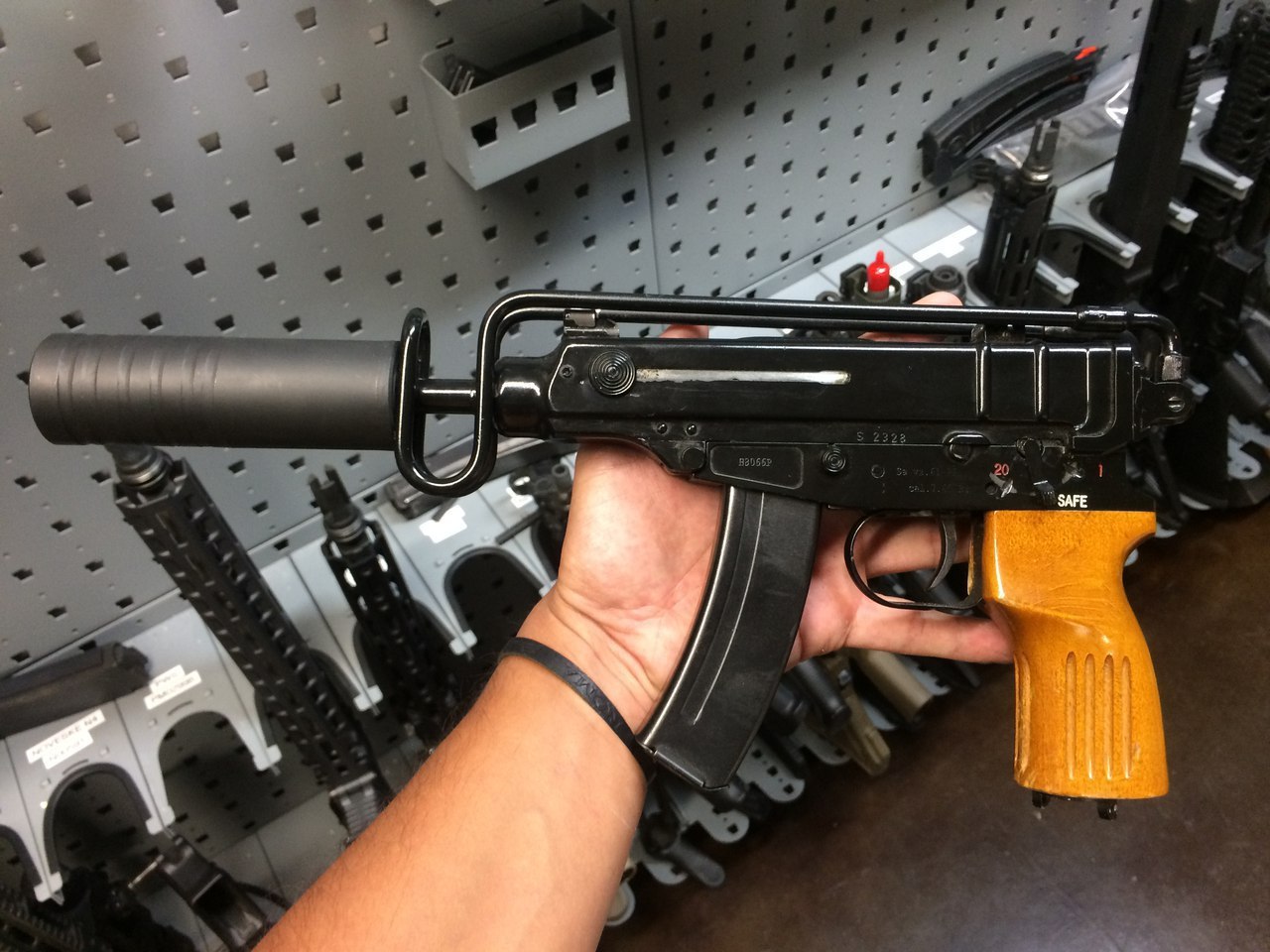 VZ scorpion.