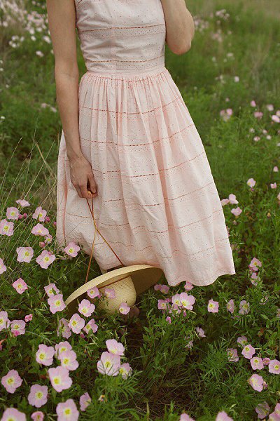 Fashion inspiration.Buttercup Daydream via Dalena Vintage - 7