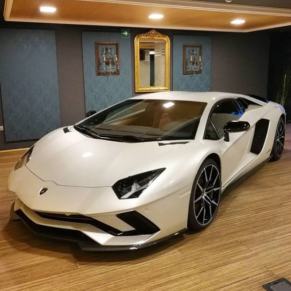 Lamborghini Aventador S