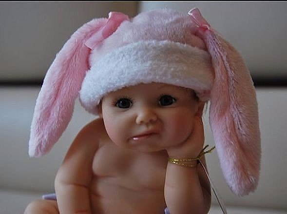 -Мам, а у прабабушки в животике бабушка была? -Да! - А у бабушки ты? - Да! - А у тебя я? - Да! - Не, ...