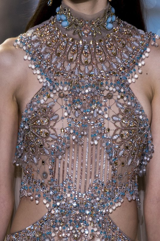 Elie Saab Couture Spring/Summer 2017 Details. - 6