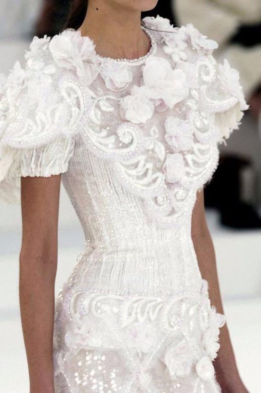 Chanel details - 4