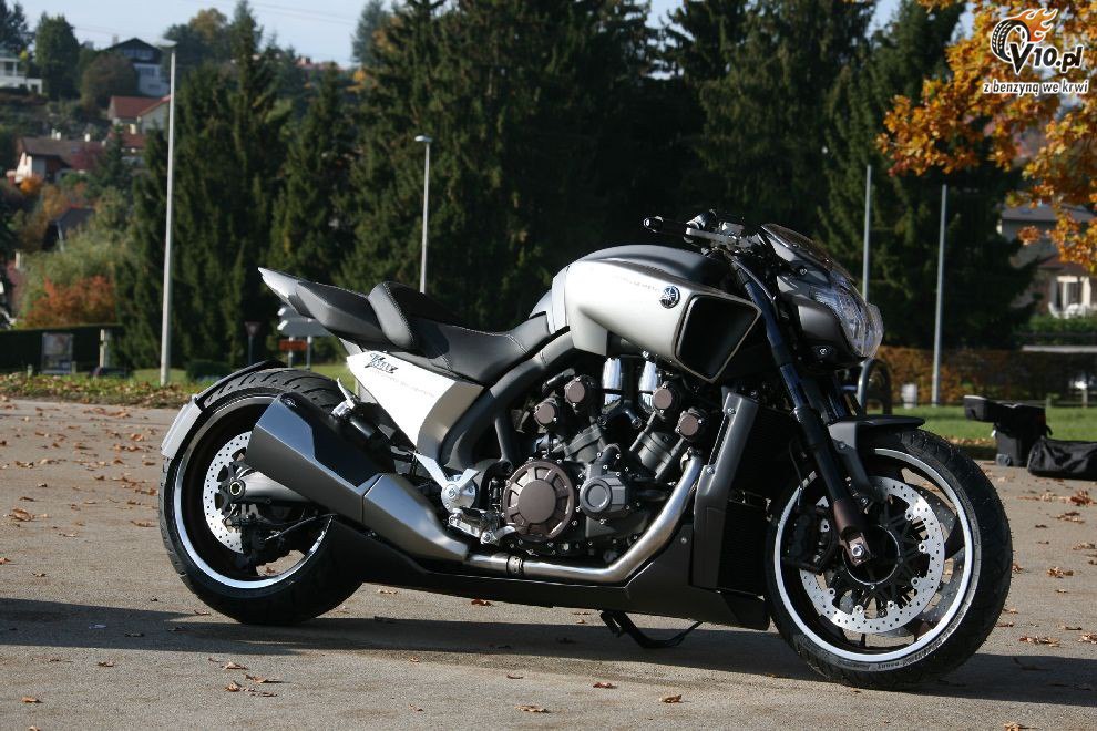 Yamaha V-max - 2