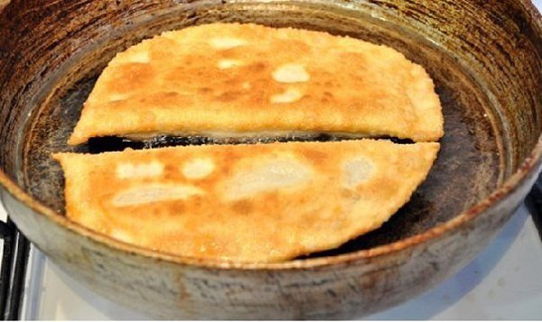 Чебуреки с мясом.Очень удачное хрусткое тесто!РЕЦЕПТ ПРОВЕРЕН МНОГО РАЗ, ПОЛУЧАЕТСЯ ... - 9