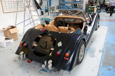 Как собирают автомобиль Morgan Aero 8! Компания Morgan Motor Company из Великобритании не меняется в ... - 16