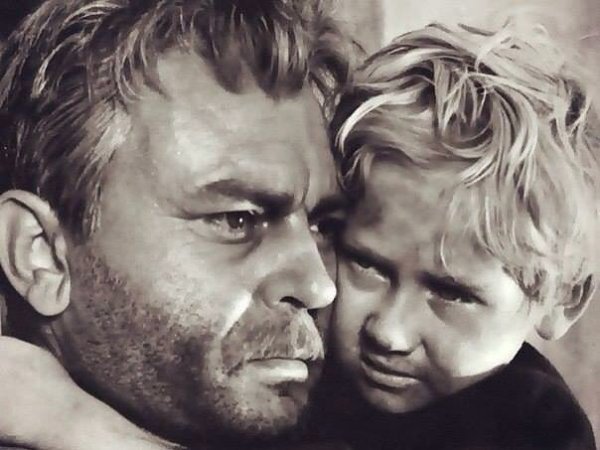 — А на что я тебе? — А на всю жизнь.. М.А.Шолохов, «Судьба человека»