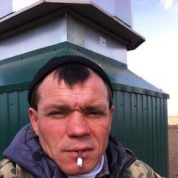 Kostia, 46, 