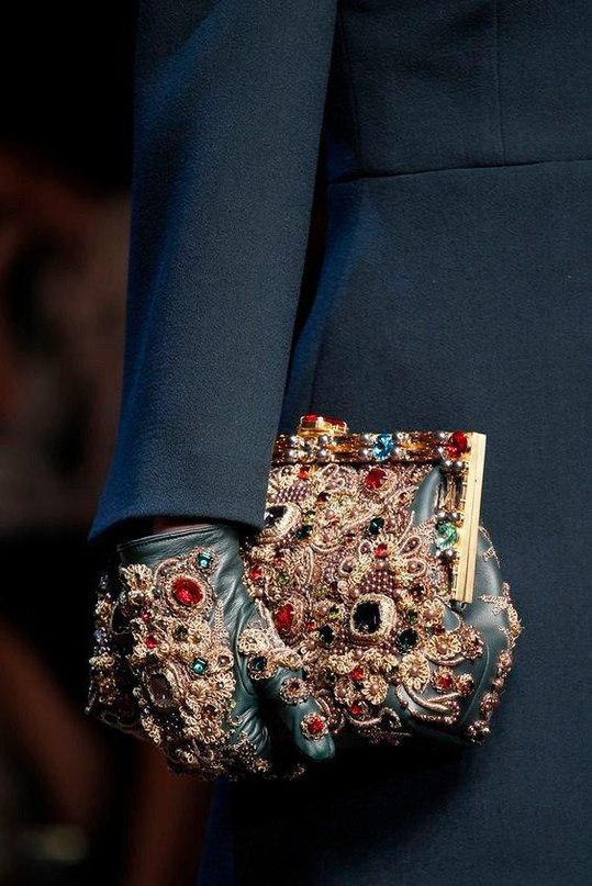  DOLCE&GABBANA - 3