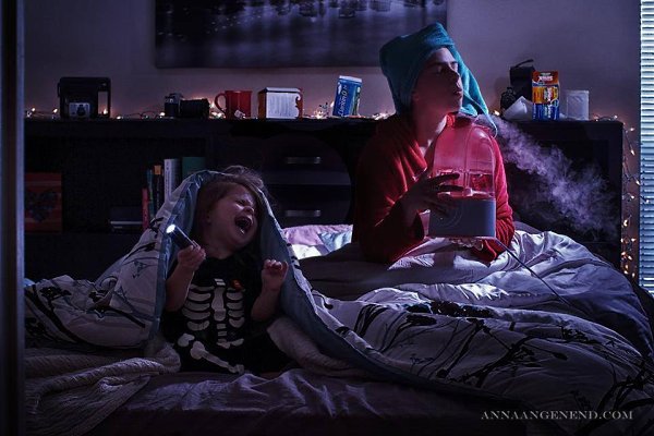 Мамские будни без прикрас в смешной фотосессии.Маленький ребёнок обязательно внесёт важные ... - 4