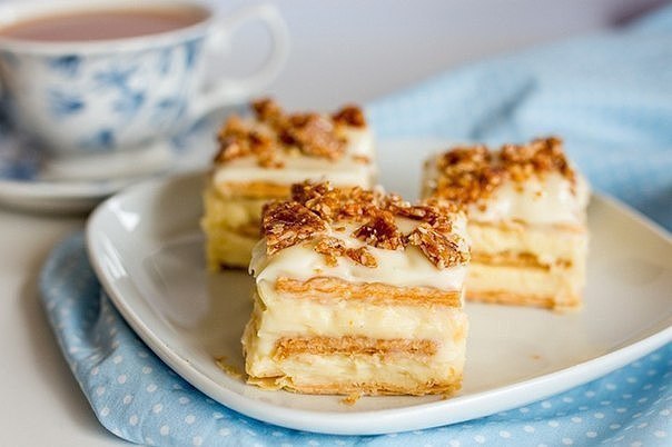 ТВОРОЖНЫЙ ТОРТ ИЗ ПЕЧЕНЬЯ.ИНГРЕДИЕНТЫ: Печенье (