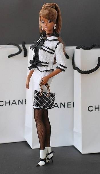    Chanel - 4