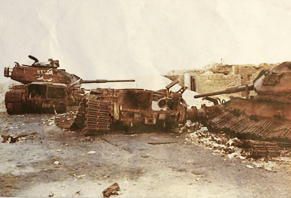 Израильские танки M60, уничтоженные египетскими коммандос с помощью РПГ-7 во время войны Судного ...