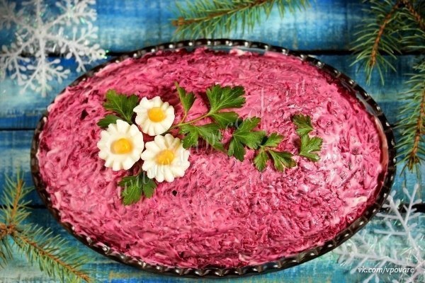 Салат «скумбрия под шубой».Ингредиенты:Картофель - 3 шт;Яйцо куриное - 3 шт;Морковь - 1 шт;Свекла - ...