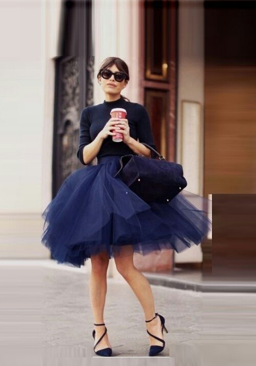 Street style:     . 10   . - 9