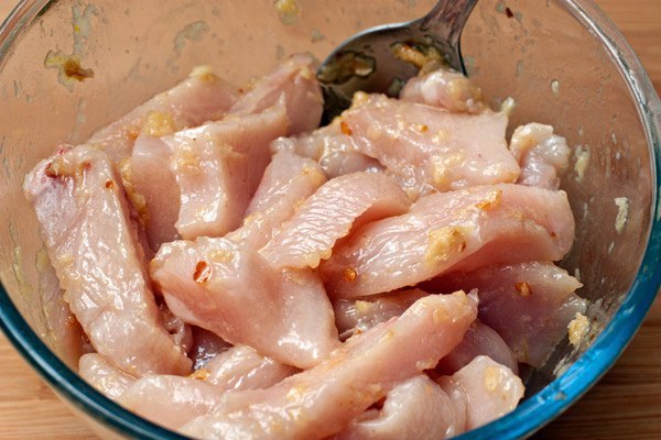 Курица с ананасами .Курица по этому рецепту получается невероятно ароматной! В соусе гармонично ... - 3