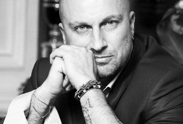 О ВОСПИТАНИИ МАЛЬЧИКОВ.Женщин жалко.Постоянно жалуются, что мужиков вокруг нет.Женщин не жалко, ибо ...