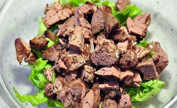 Салат из куриной печени. Куриная печень - вкусный и полезный продукт. Но внешний вид ее, мягко ... - 4