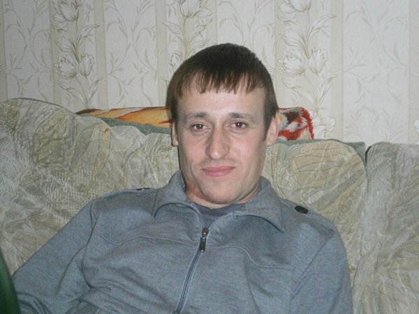 Евгений 42 года мем
