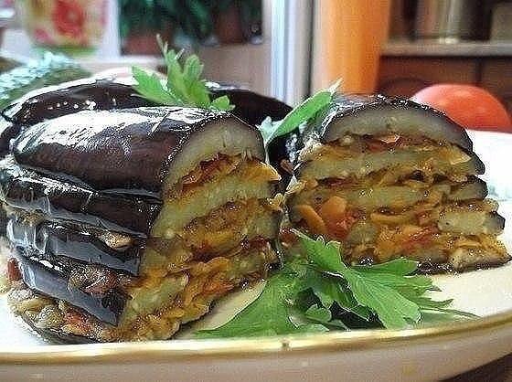 По-турецки Баклажаны - обалденно вкусно и оригинально!!! Ингредиенты: -баклажан — 2 шт. -помидор — 3 ...